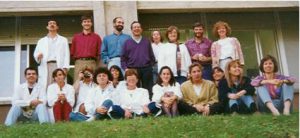 Egozcue with a group of collaborators from the Department on the UAB campus, in front of the laboratory window (1991).