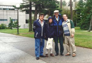 Manel Chiva amb Núria Saperas, Harold Kasinsky i Joan Ausió (1991).