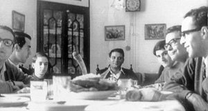 Foundational meeting of the hepatology unit in Montferri, 1969. In the image: Miquel Bruguera, Miquel Àngel Gassull, Josep Maria Bordas, Joan Rodés, Benet Nomdedeu and Vicente Arroyo.
