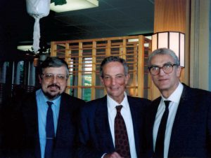 Retirement Party of J. Planas with M. Alemán and E. Herrera, in the Sports Service, 1991.