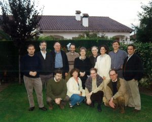 Visit of several UAB professors, former students, at the home of Dr. Palau, Vilassar de Dalt (1999).